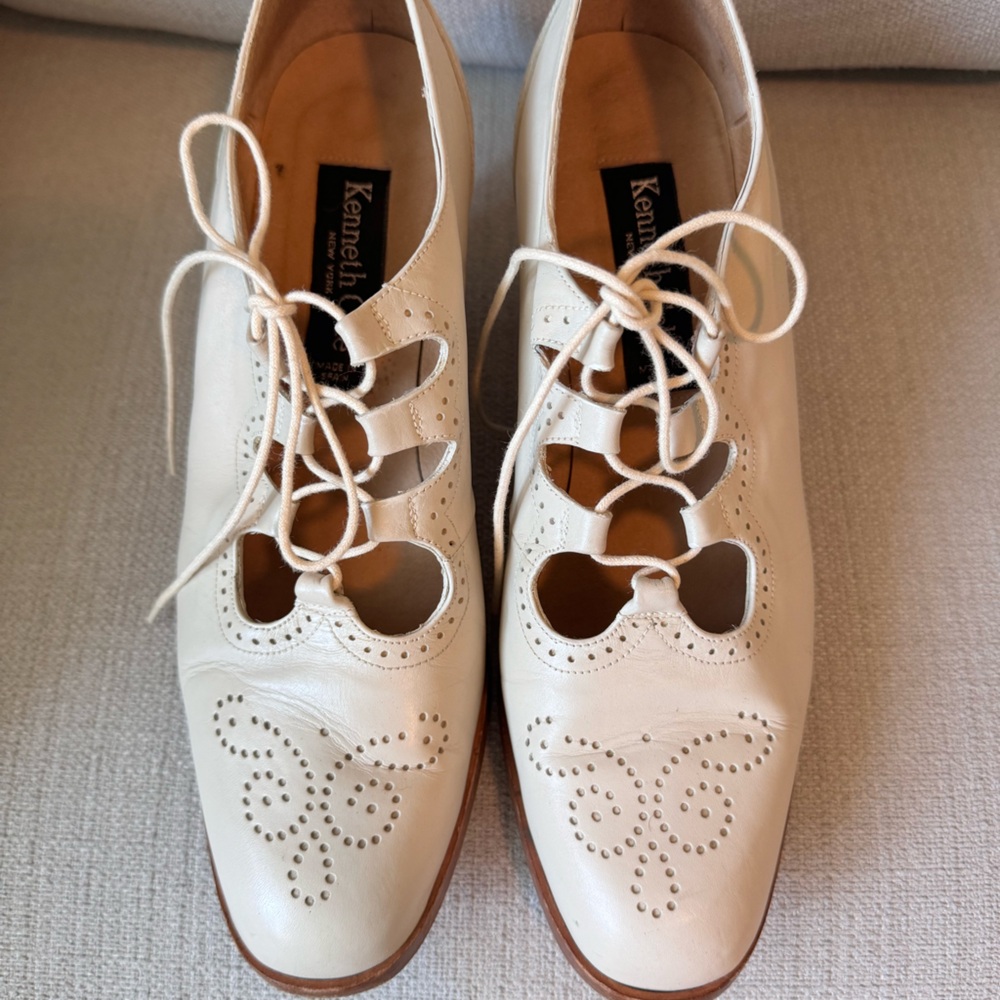 Vintage Kenneth Cole booties 8 1/2